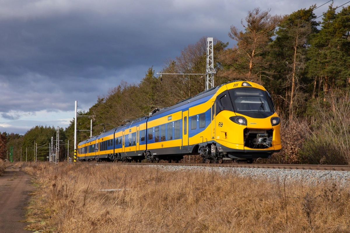オランダ鉄道、今年末までに運行開始予定の新型インターシティ電車を公開